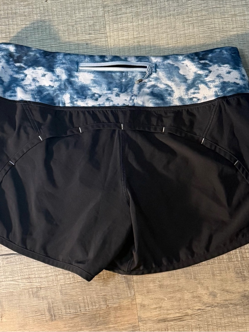 Lululemon Speed Short Navy Blue Running Shorts Sz 6